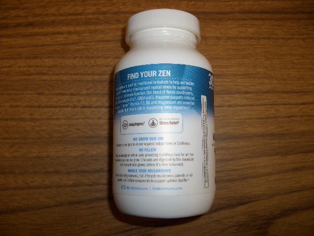 OM MUSHROOM SUPERFOOD Relax Mushroom Capsules, 90 Vegetable Capsules USB 4/2026