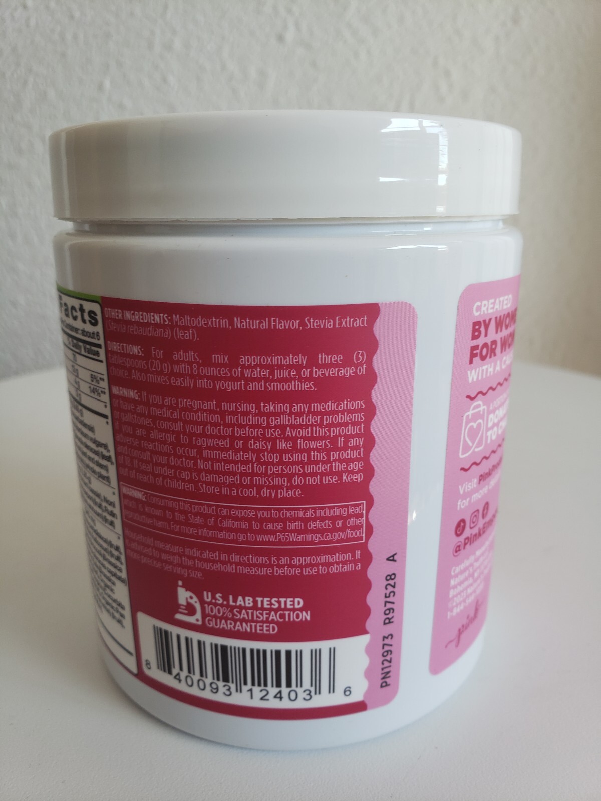 Daily Greens Pink For Women 4.23 oz(120gr) Fruit &Veggie Powder Exp 10/2026