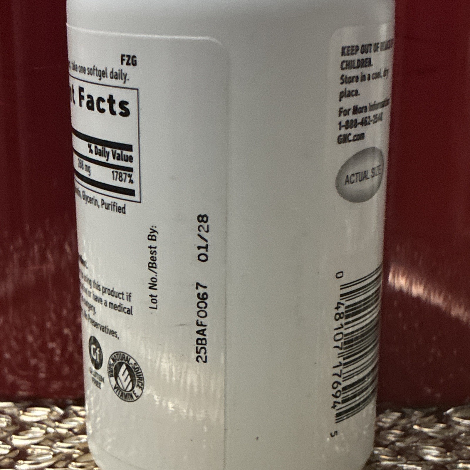 GNC Vitamin E 268 mg (400 IU) Gluten-Free No Artificial Colors 180 Softgels