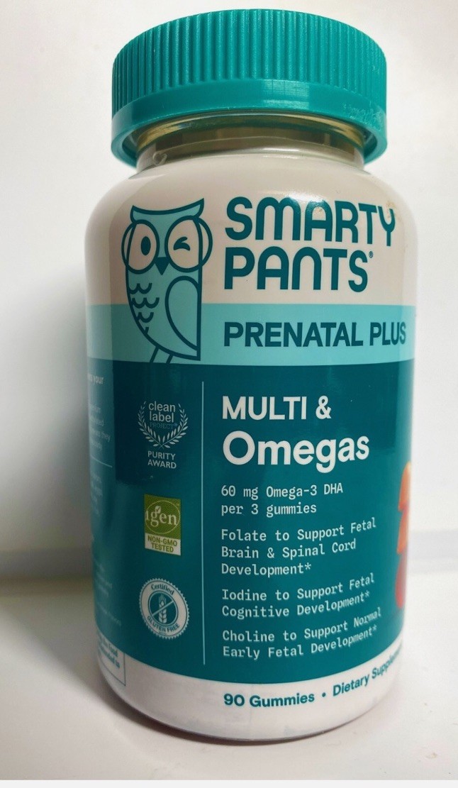 Smarty Pants Prenatal Plus Multivitamin & Omega 90 Gummies 19 Nutrients EXP 4/27