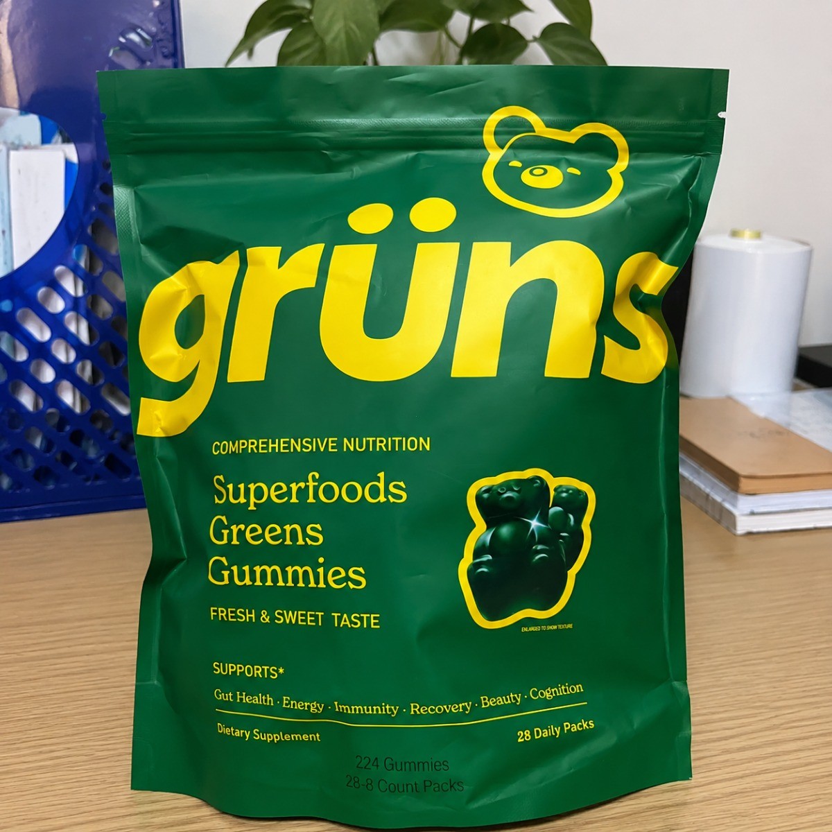 Grüns Superfood Greens Gummies 60+ Ingredients Prebiotic Gut Immune Support