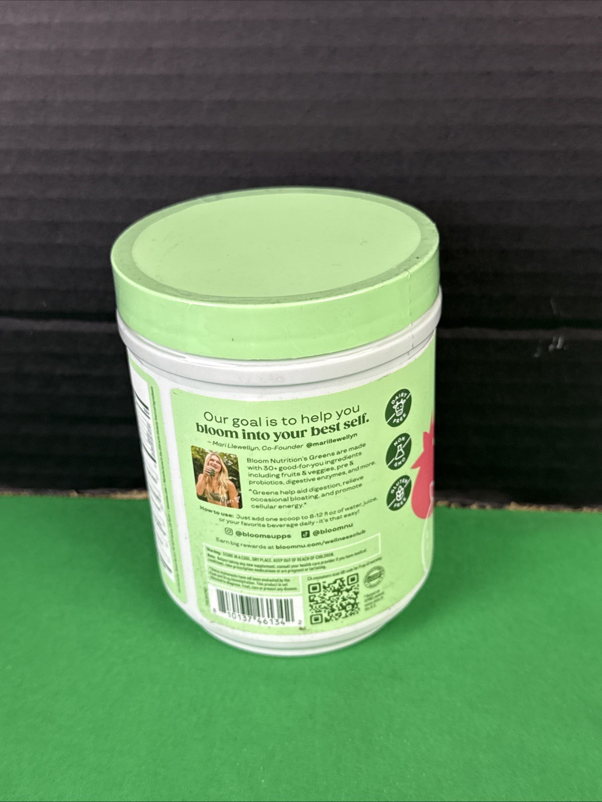 4PK Bloom Nutrition Greens & Superfoods Powder 10.24 Oz EA Strawberry Kiwi 09/26