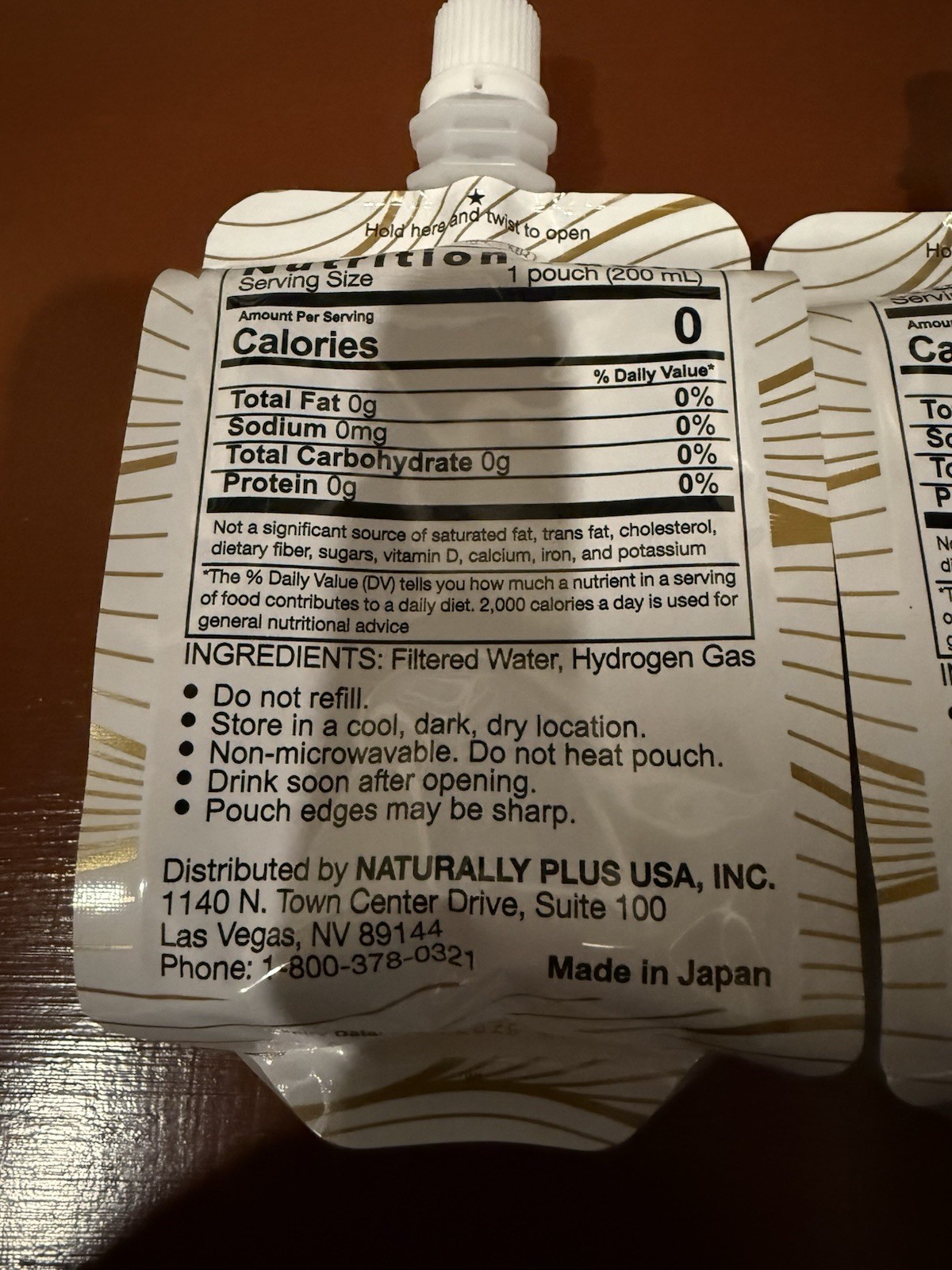 Izumio Naturally Plus Hydrogenized Water 1 carton 6.7 FL OZ x 4 Packs