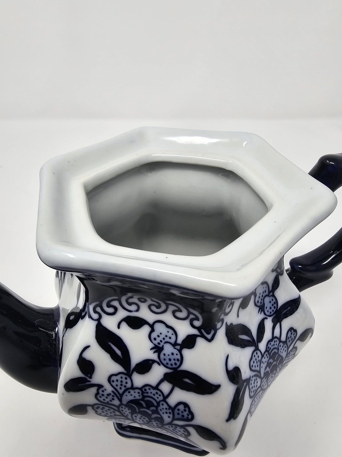 Teapot Blue and White Porcelain 16 Ounce China, Coffee Pot? Hexagonal