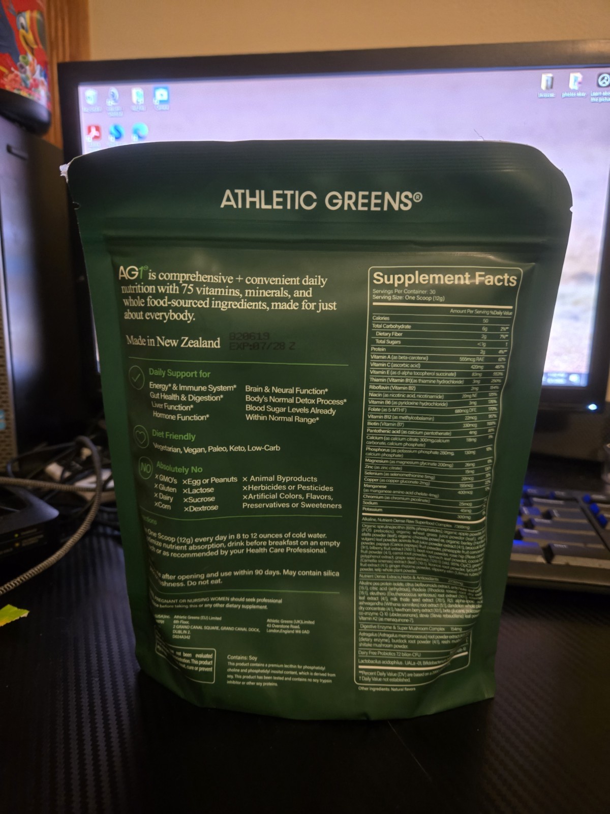AG1 Athletic Greens Powder Pouch 12.7OZ 360G 30-Day Supply Exp: 07/28