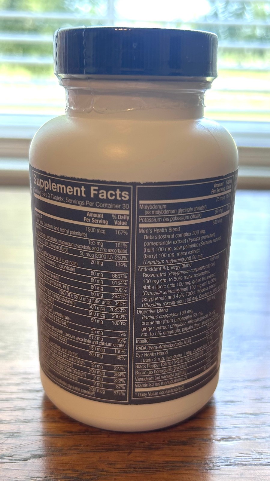 The Vitamin Shoppe Ultimate Man Gold 90 Tablets Multivitamin Sealed Exp 03/2027